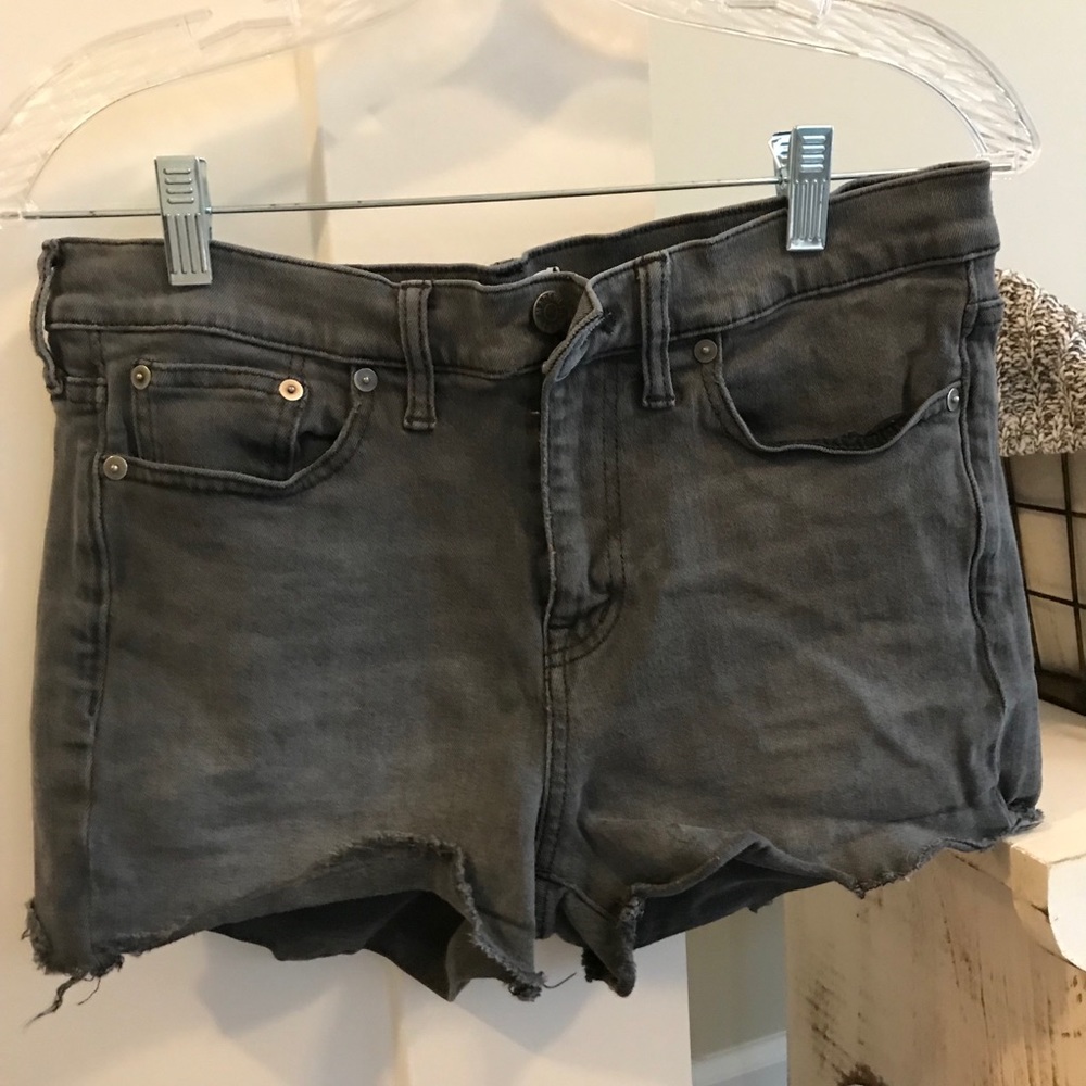 Madewell distressed shorts